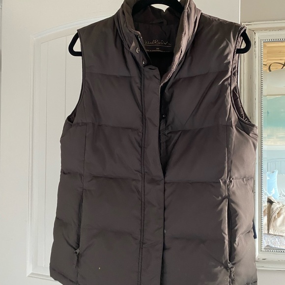 Down vest - Picture 1 of 3